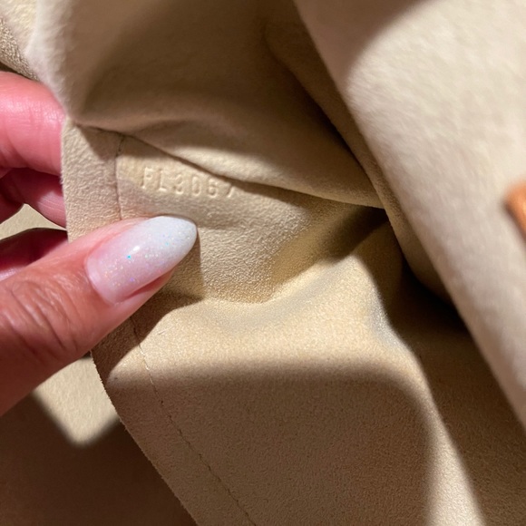 Auth Louis Vuitton Monogram Manhattan GM - Picture 16 of 16